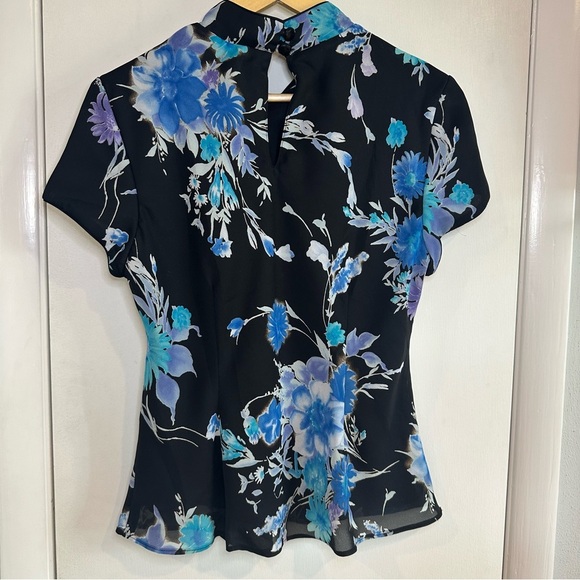 Studio I Y2K Set. Size: 12. Blue and Black Floral. - Picture 3 of 9